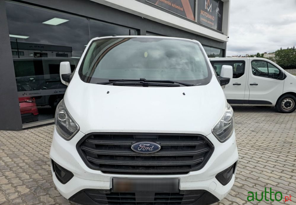 2018' Ford Tourneo Custom photo #2