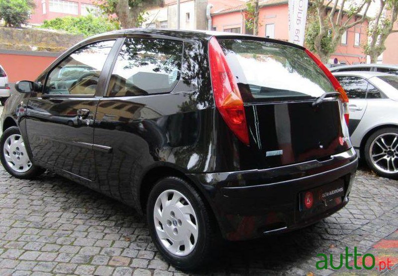 2000' Fiat Punto 1.2 16V ELX photo #2