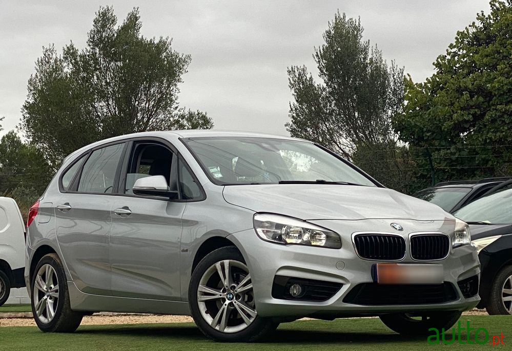 2016' BMW Série 2 D Advantage photo #2