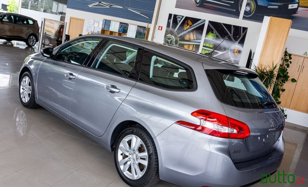 2016' Peugeot 308 Sw photo #5