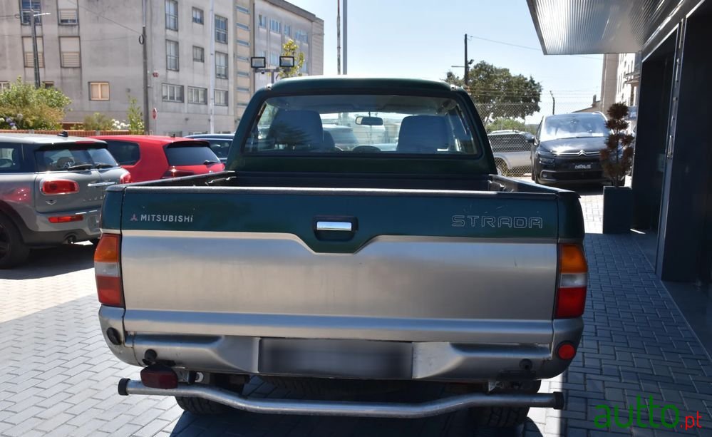 1997' Mitsubishi L200 2.5 Td Strada photo #6