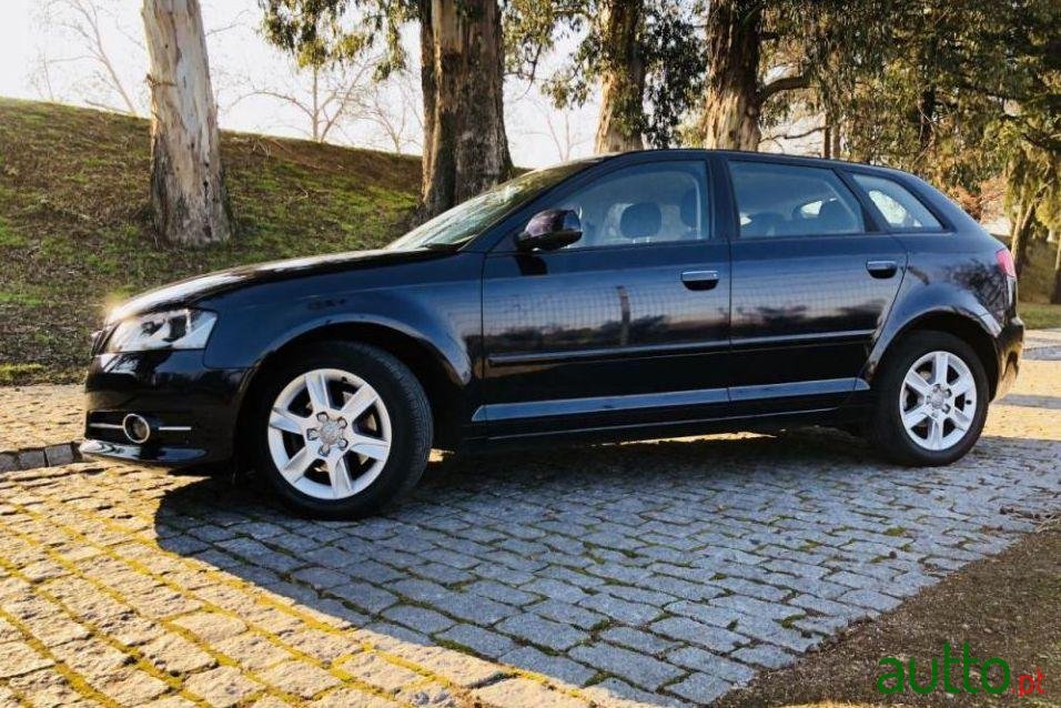 2010' Audi A3 Sportback photo #1