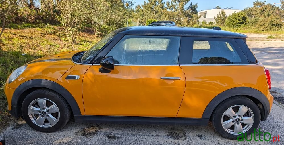 2015' MINI Cooper D Auto photo #1