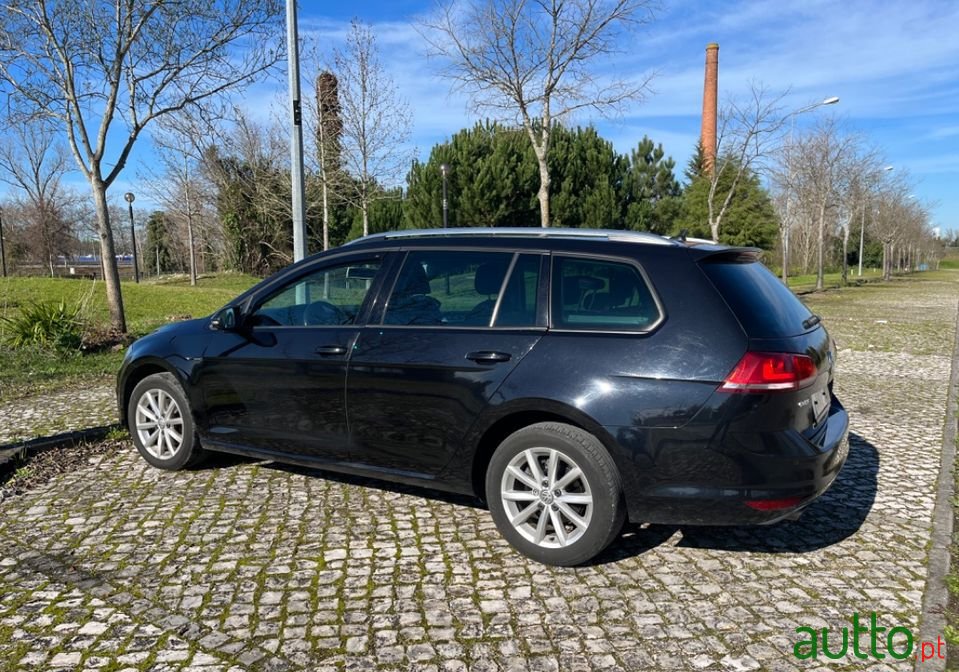 2016' Volkswagen Golf Variant photo #1