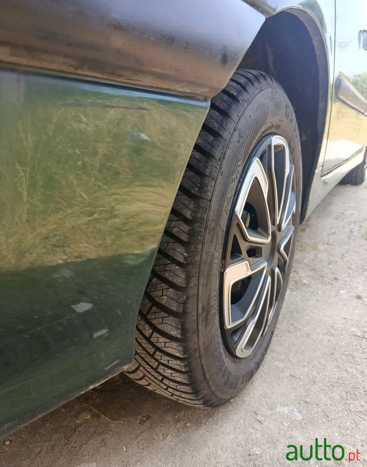 1994' Renault Laguna photo #2