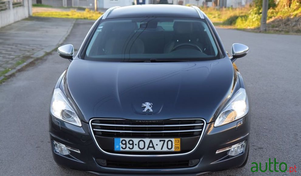 2013' Peugeot 508 Sw photo #2