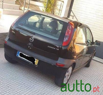 2001' Opel Corsa 1.2 Sport photo #2