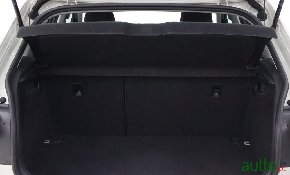 2022' Volkswagen Polo 1.0 Tsi Life photo #6