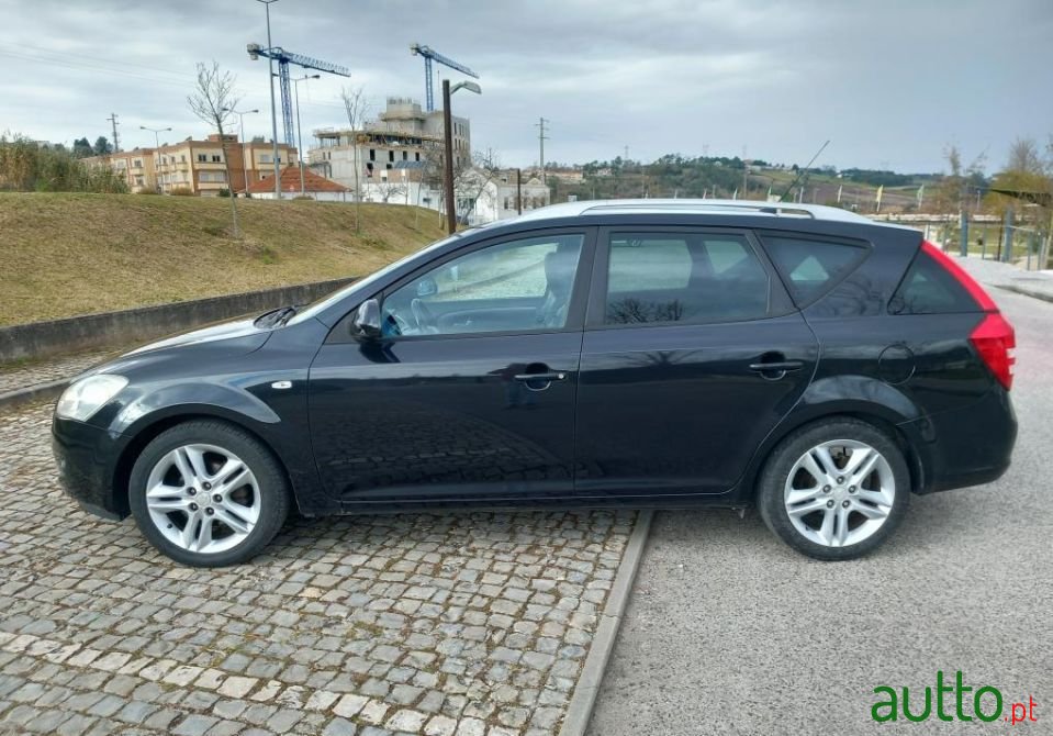 2008' Kia Ceed Sw photo #4