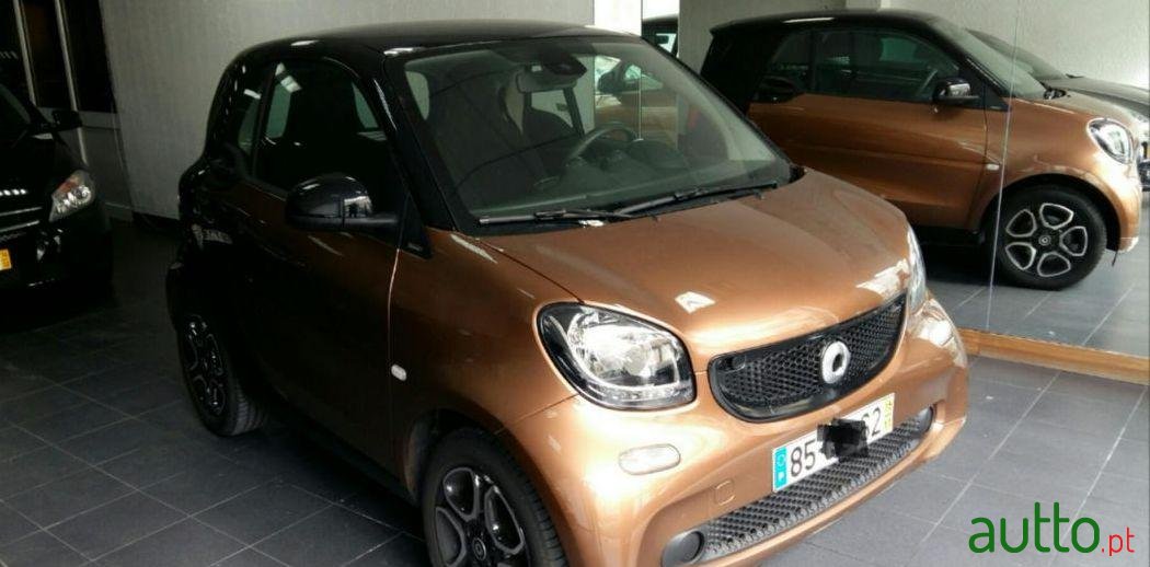 2015' Smart Fortwo Passion photo #2