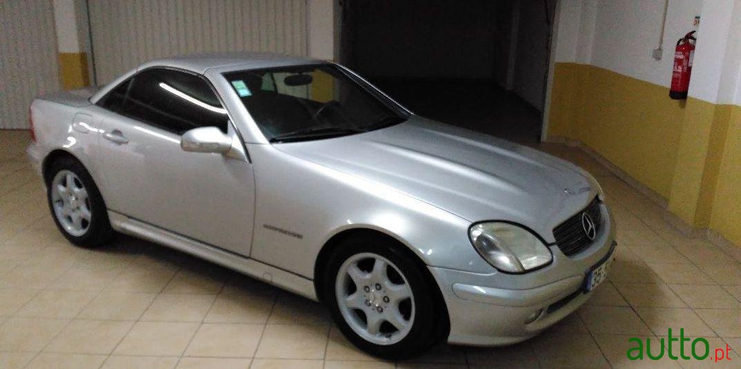 2000' Mercedes-Benz Slk-200 photo #2
