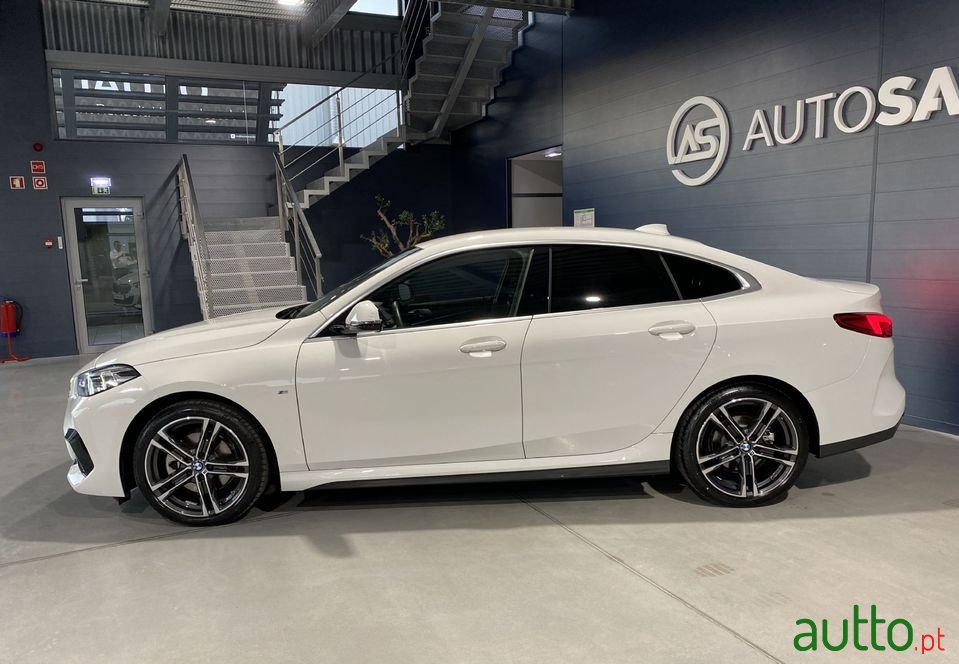 2021' BMW 216 Gran Coupe photo #2