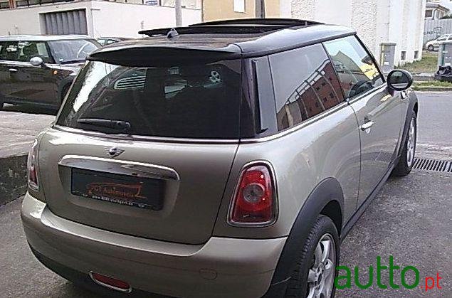 2008' MINI Cooper D photo #2