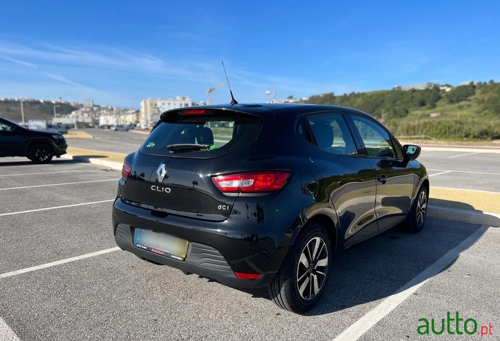 2014' Renault Clio photo #4