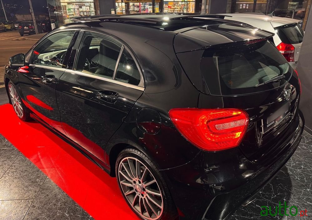 2013' Mercedes-Benz Classe A photo #6