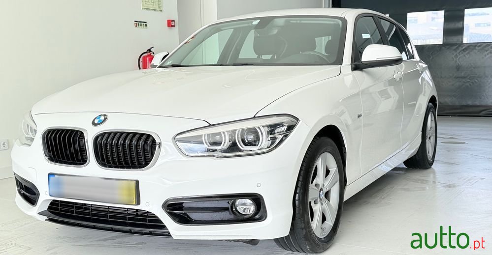 2018' BMW Série 1 D Line photo #1