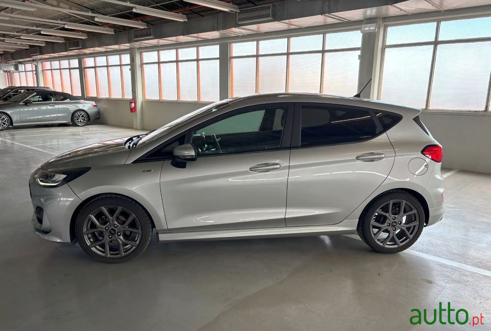 2022' Ford Fiesta St-Line photo #2