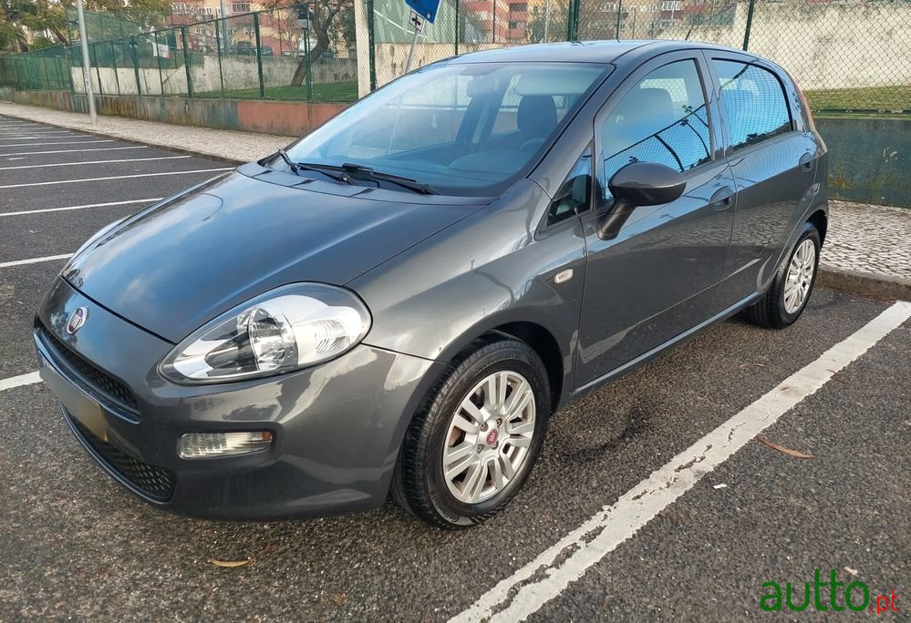 2017' Fiat Punto photo #1