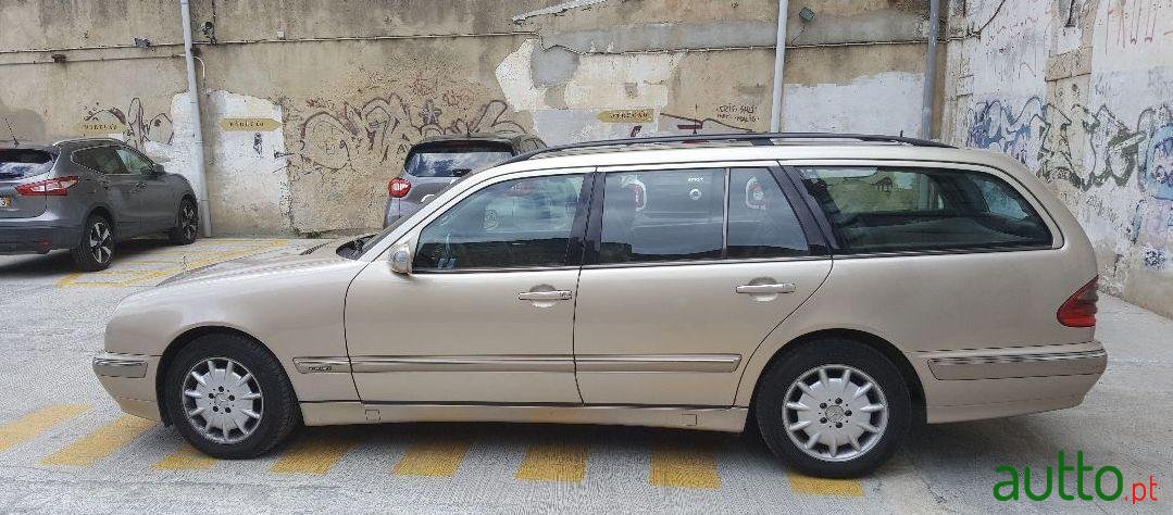 2000' Mercedes-Benz E-270 photo #1
