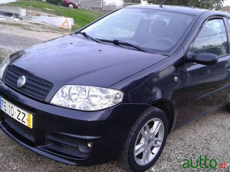 2005' Fiat Punto 70 Jtd Mult. Sound Dual. photo #2