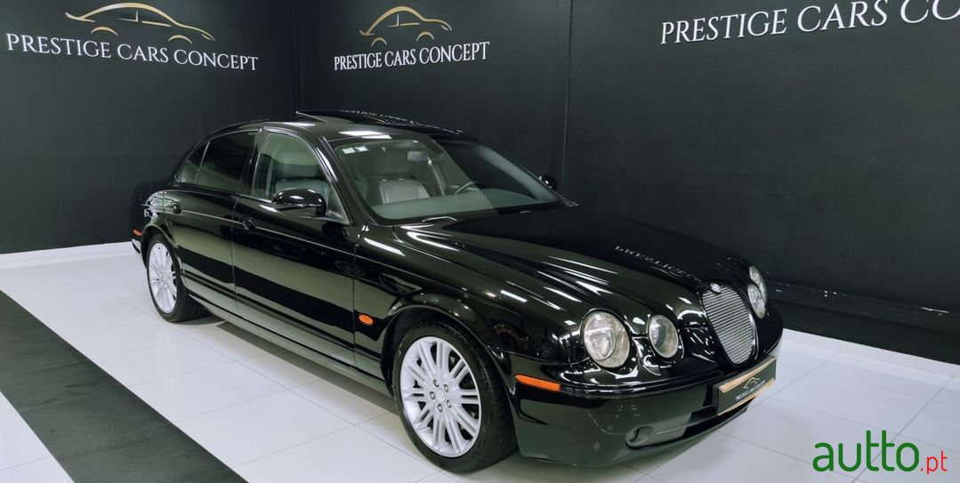 2004' Jaguar S-TYPE photo #1