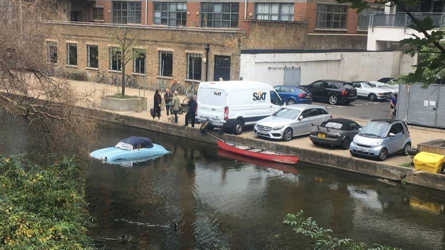 Porsche 356 Replica Ends Up In Water After Parking Mishap