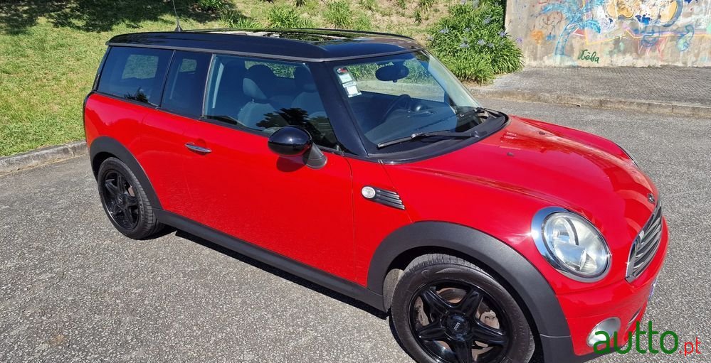 2010' MINI Clubman Cooper D photo #1