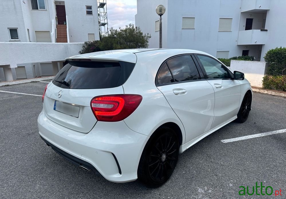 2014' Mercedes-Benz A 180 photo #3