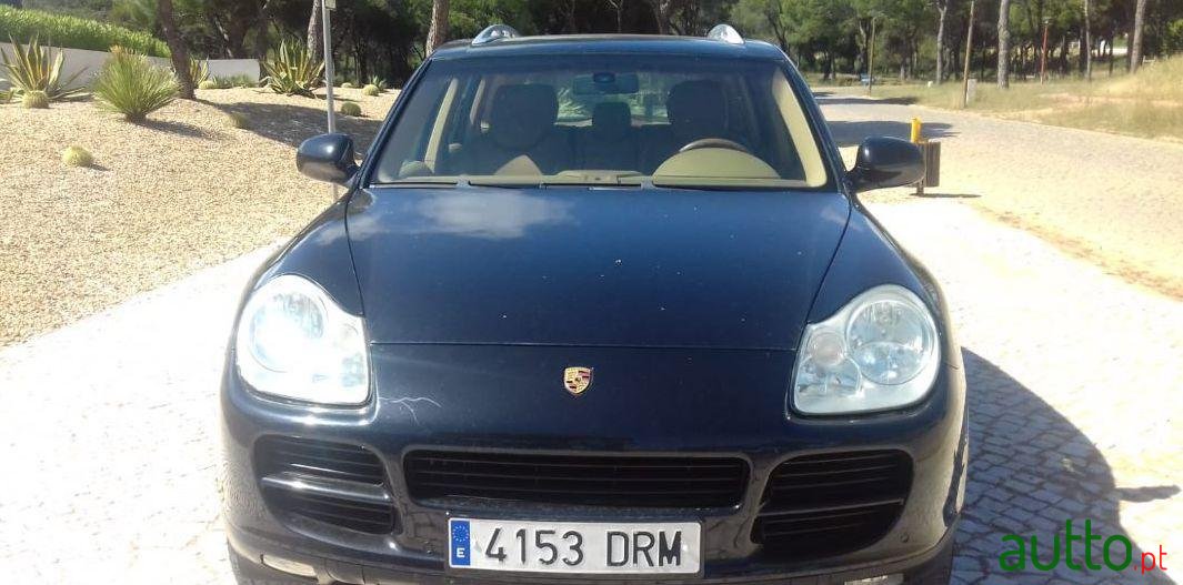 2005' Porsche Cayenne 4.5 S Triptronic photo #3