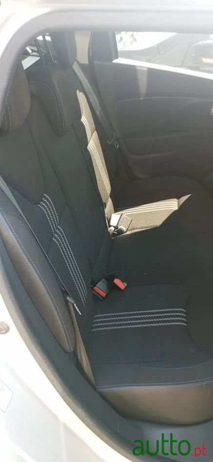 2019' Renault Clio 1.5 Dci Gt Line photo #6