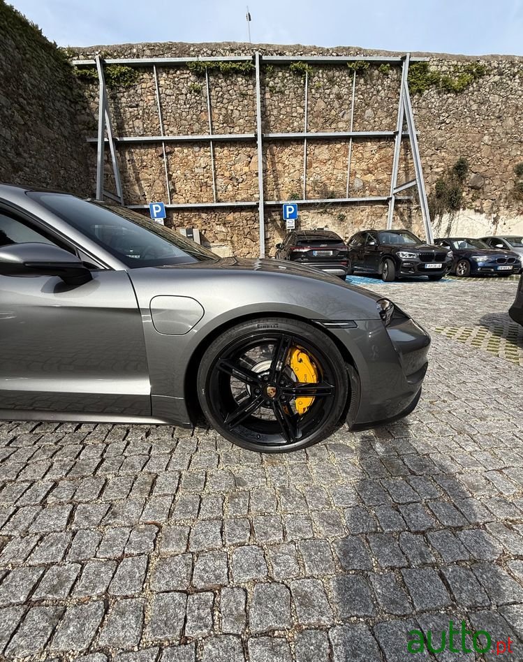 2023' Porsche Taycan Standard photo #6