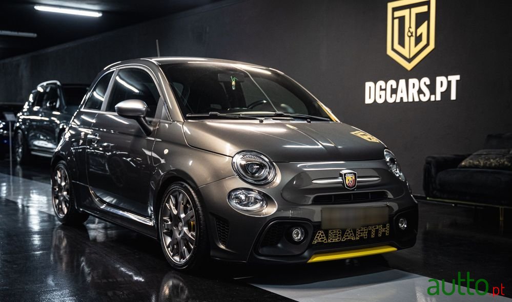 2016' Fiat 595 Abarth photo #1