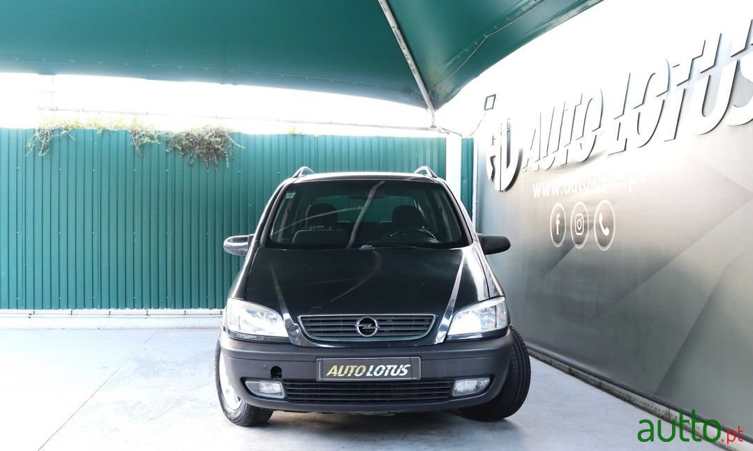 2001' Opel Zafira photo #2