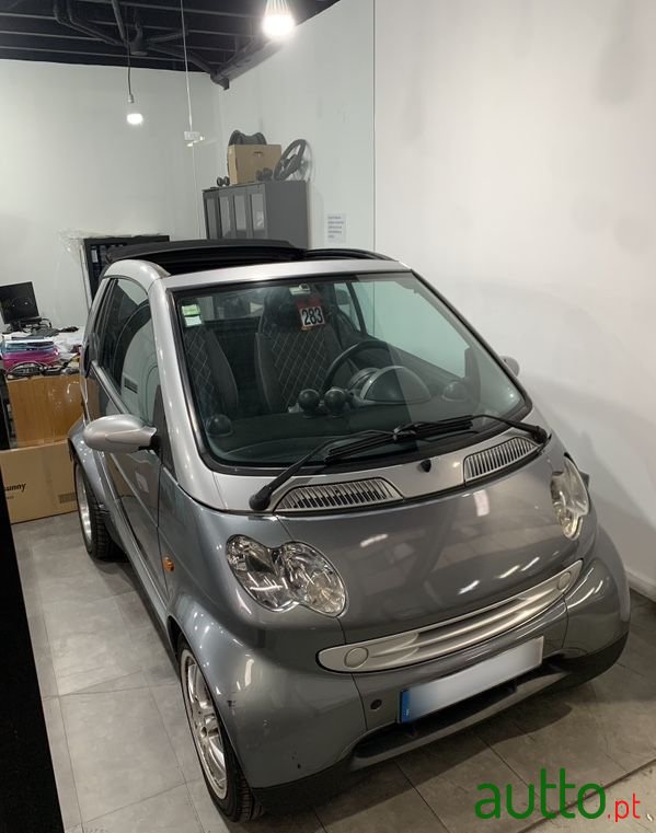 2001' Smart Fortwo photo #1