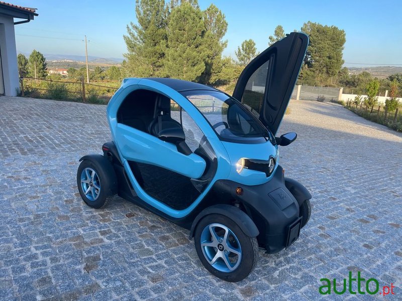 2020' Renault Twizy 80 Intens Blue photo #5