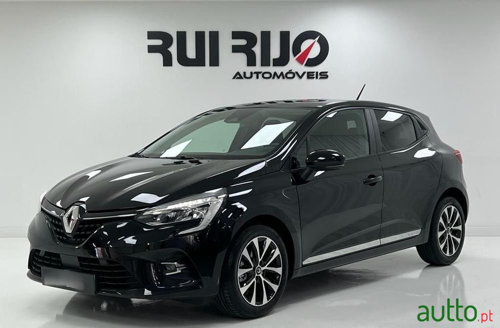 2022' Renault Clio 1.0 Tce Limited photo #1