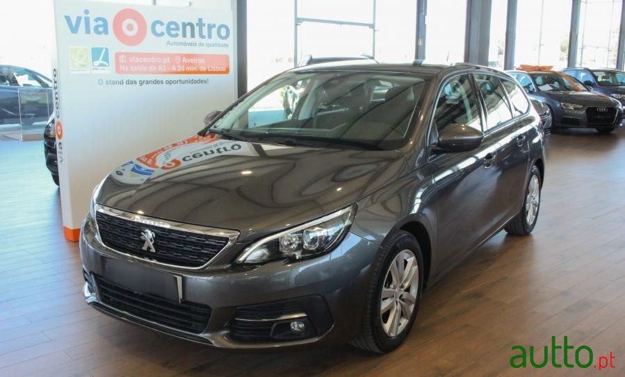 2019' Peugeot 308 Sw photo #1