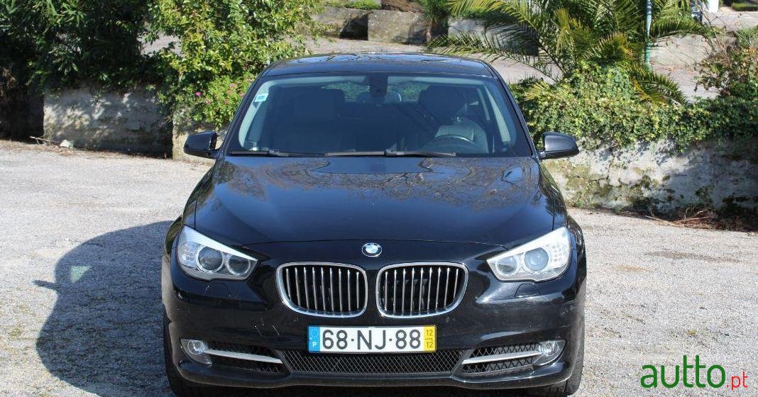 2012' BMW 520D Gran Turismo photo #3