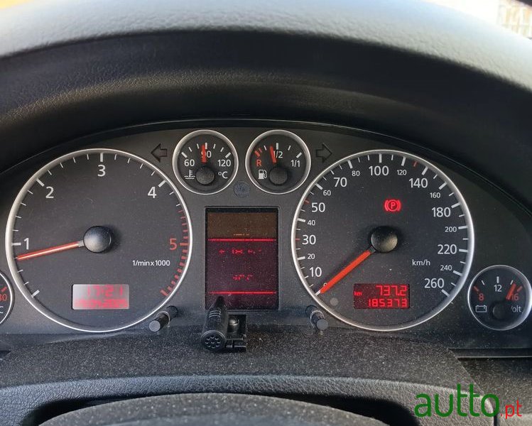 2001' Audi A6 Allroad Quattro 2.5 Tdi photo #5