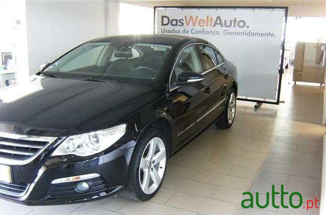 2010' Volkswagen Passat-Cc 2.0 Tdi photo #1