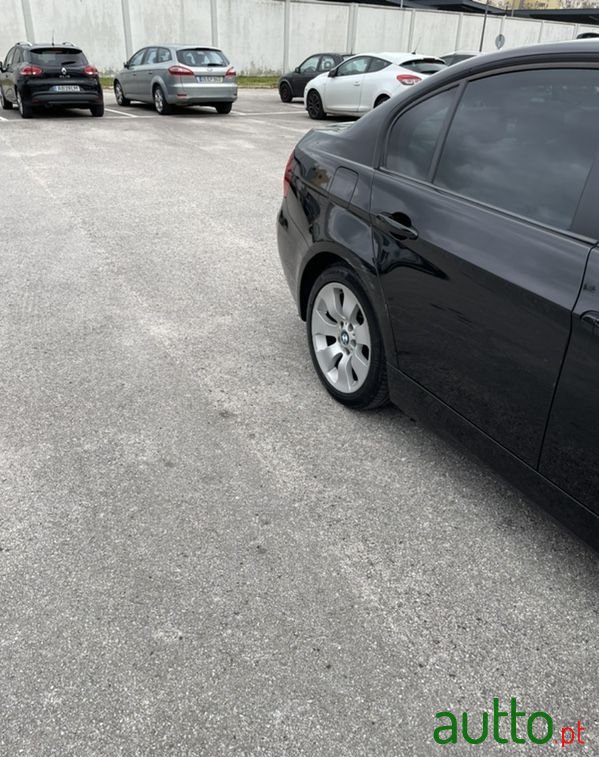 2005' BMW 320 photo #4