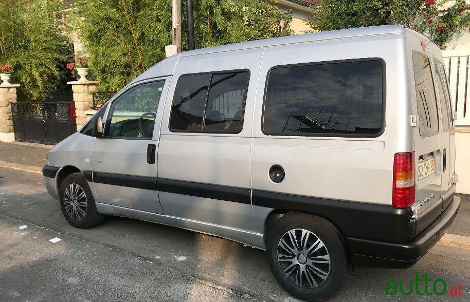 2005' Citroen Jumpy 2 Hdi photo #1