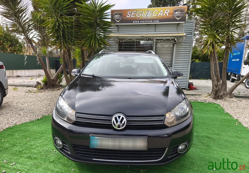 2012' Volkswagen Golf photo #2