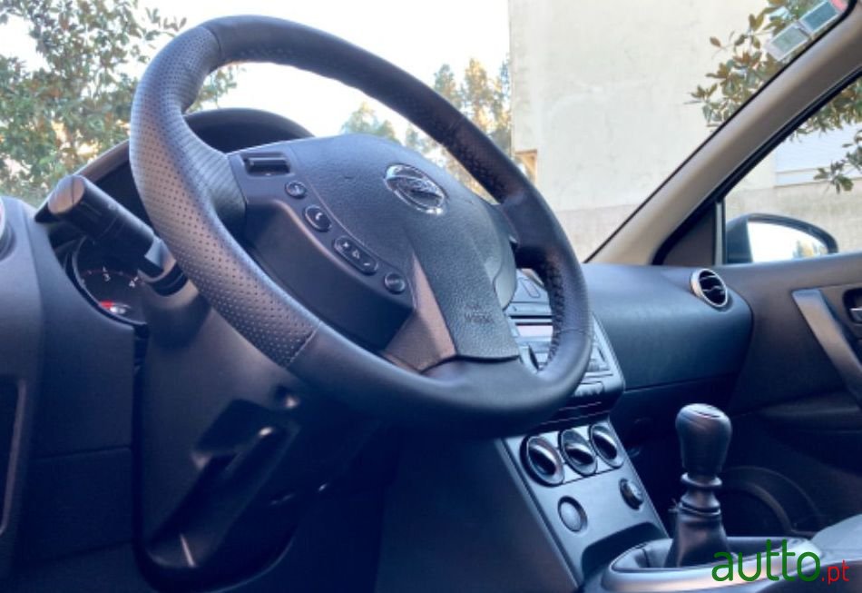 2009' Nissan Qashqai photo #1