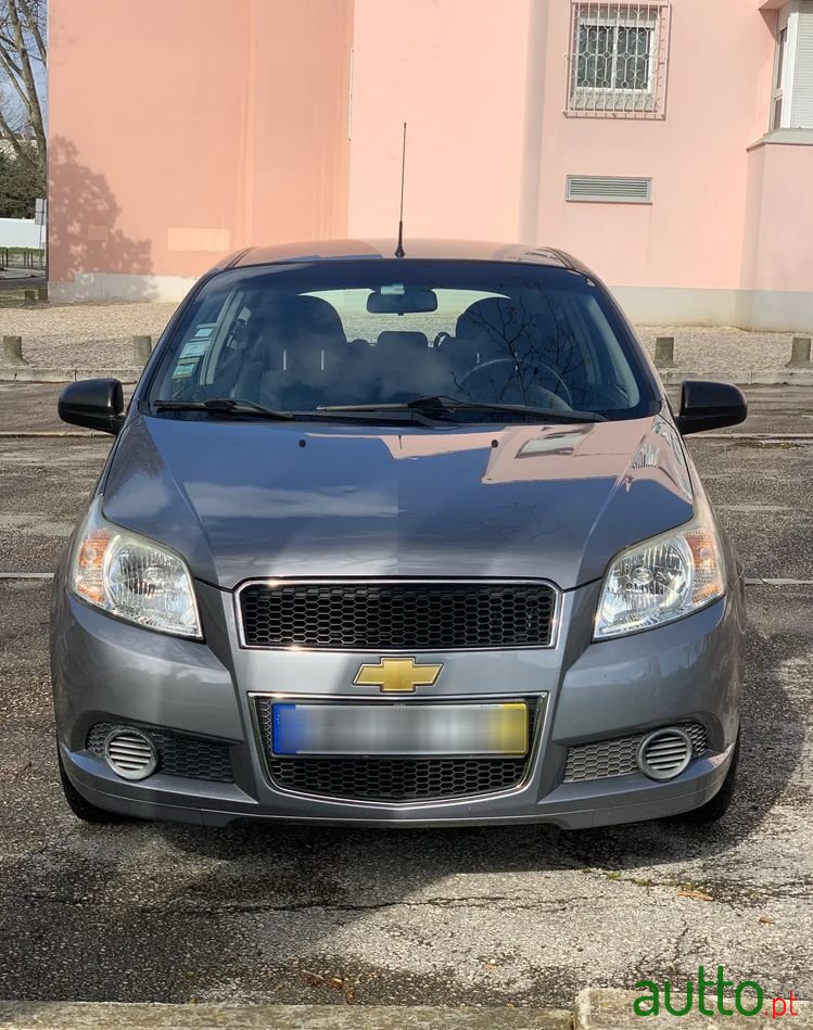 2010' Chevrolet Aveo 1.2 L photo #1