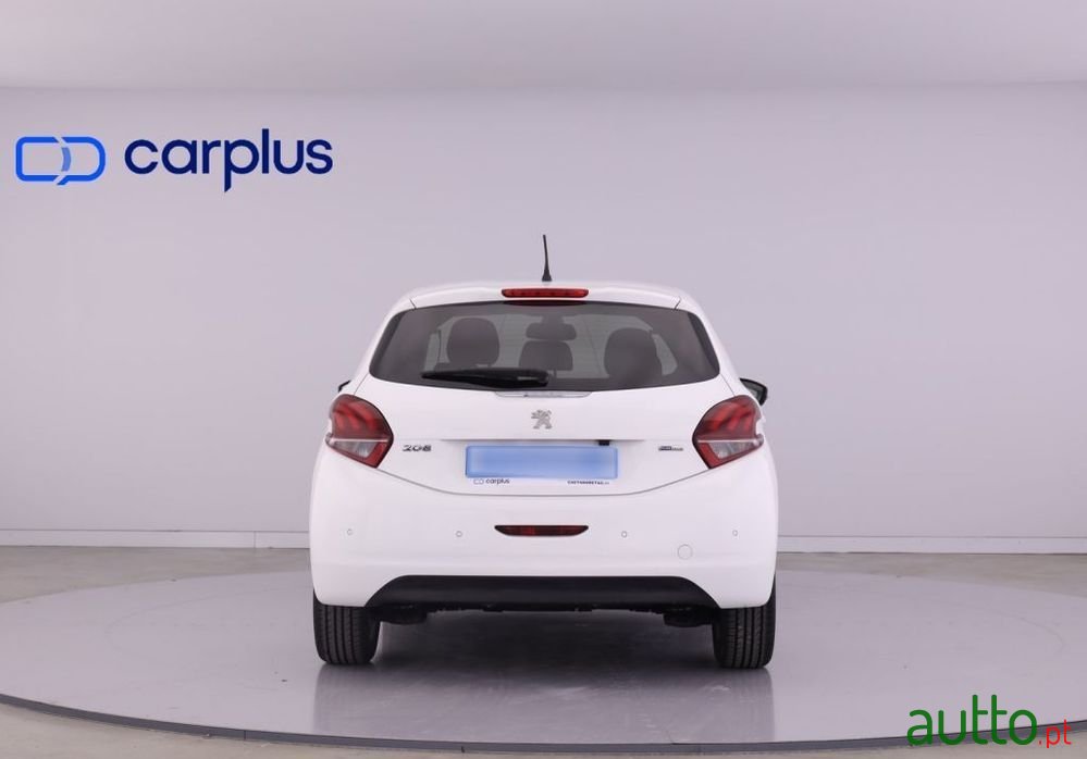 2017' Peugeot 208 photo #6