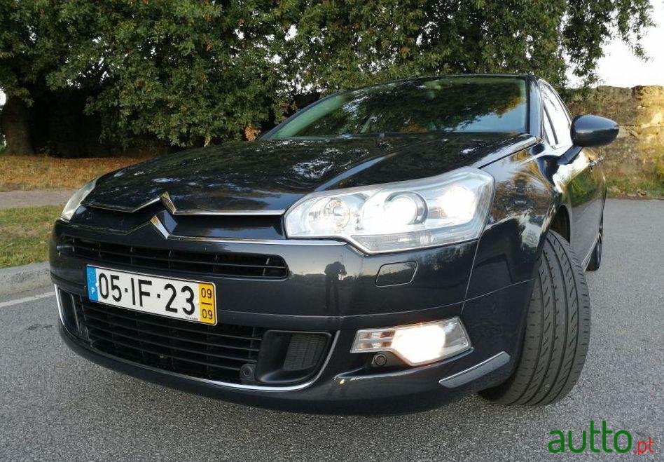 2009' Citroen C5 photo #3