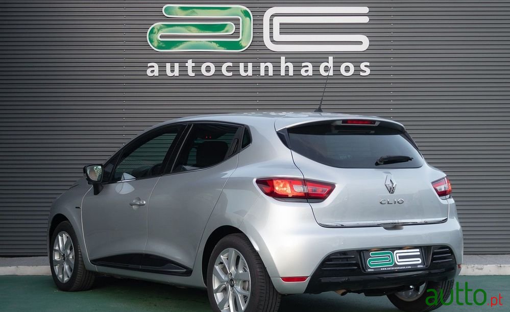 2019' Renault Clio 1.5 Dci Limited photo #4