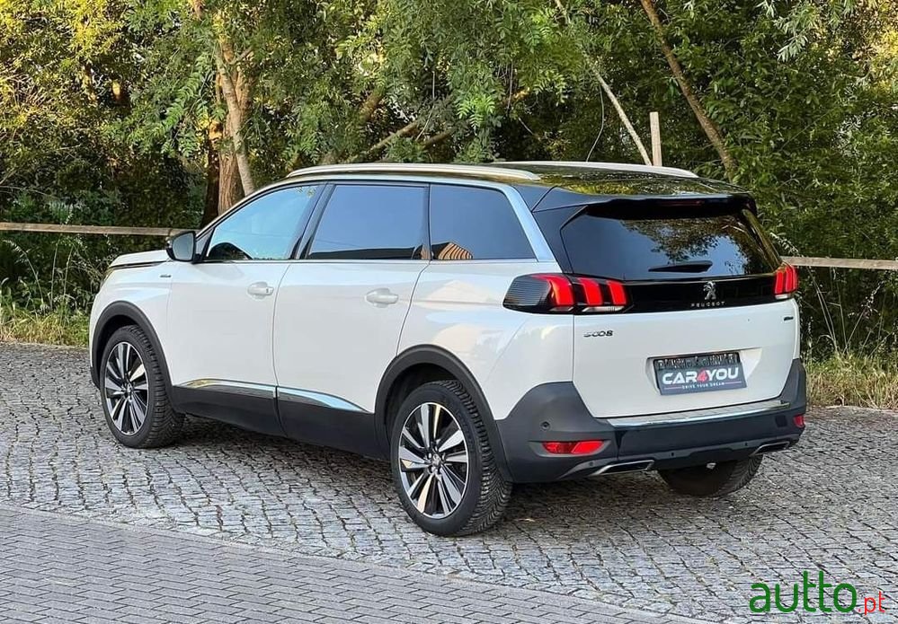 2019' Peugeot 5008 photo #5