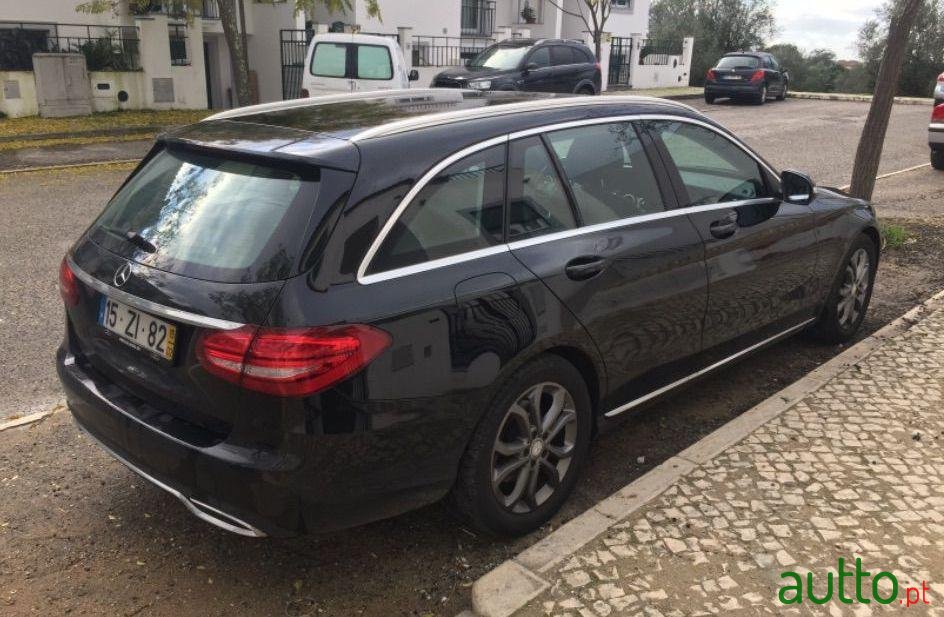 2015' Mercedes-Benz C-200 photo #1